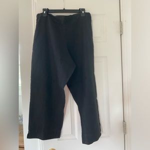 Bryn Walker Wide Crops